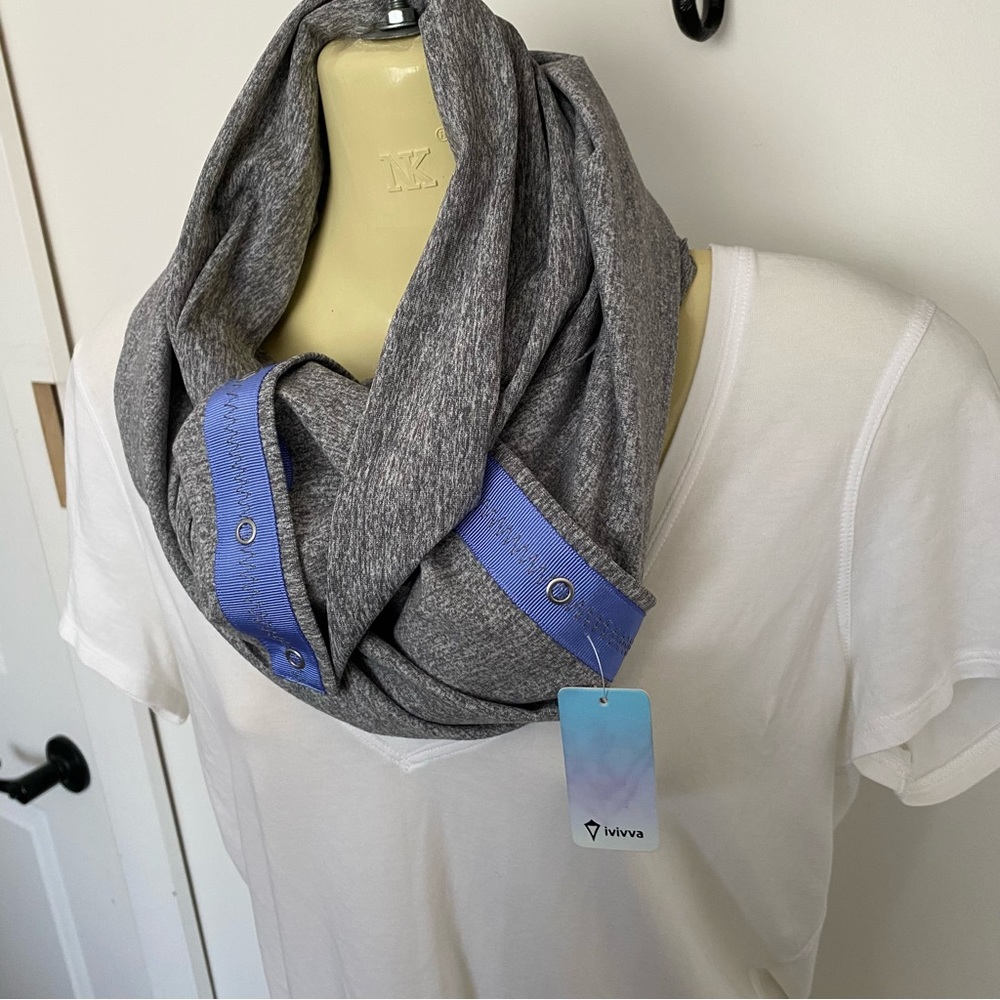 NEW! Ivivva (by Lululemon) Village Chill Gray Scarf NWT